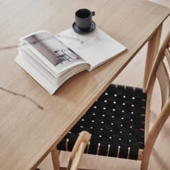 Lillö Tuoli Punottu Istuinosa 13 Lillö Tuoli Punottu Istuinosa -Muuto kauppa 2826299 513266 01 9 EnvironmentImage 0cb861b6fa