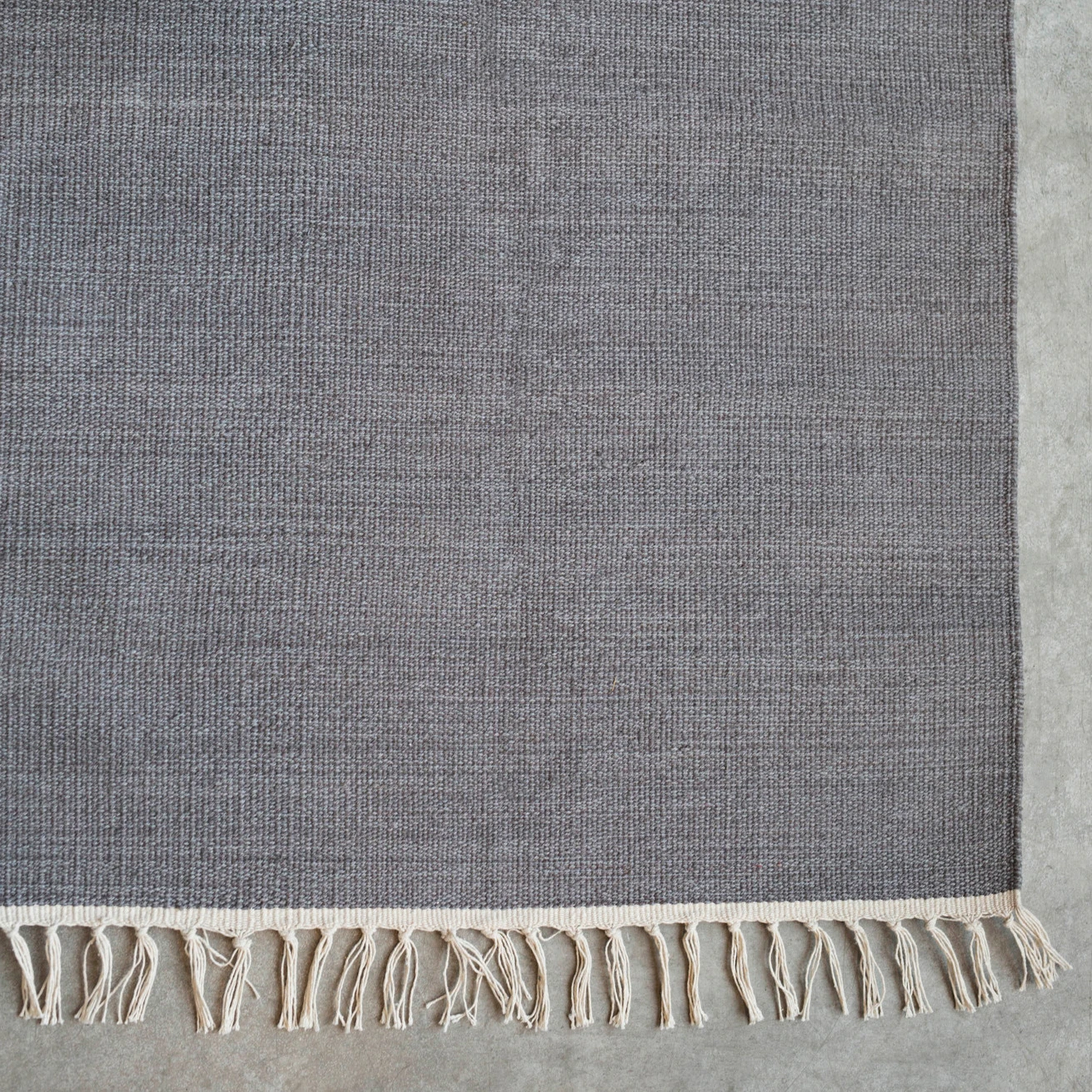 Särö Matto, Charcoal 4 Särö Matto, Charcoal - Image 2