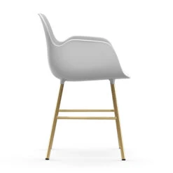 Normann Copenhagen Form Nojatuoli Messinkijalat -Muuto kauppa 37569 01 03 b2247b6eef