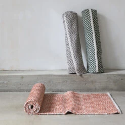 Diamond Matto 70x200 Cm -Muuto kauppa 41385 01 02 2056820908