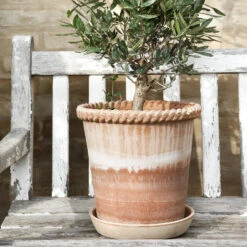 Bergs Potter Emilia Ruukku Ø35 Cm -Muuto kauppa 44202 01 03 dbd8a2222e