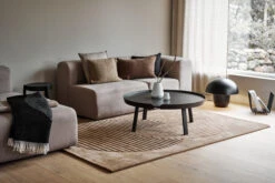 Levels Villamatto Circles Beige -Muuto kauppa 504766 01 10 EnvironmentImage 0aa3373c1f