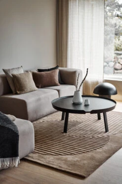 Levels Villamatto Circles Beige -Muuto kauppa 504766 01 20 EnvironmentImage 51aa1766fa