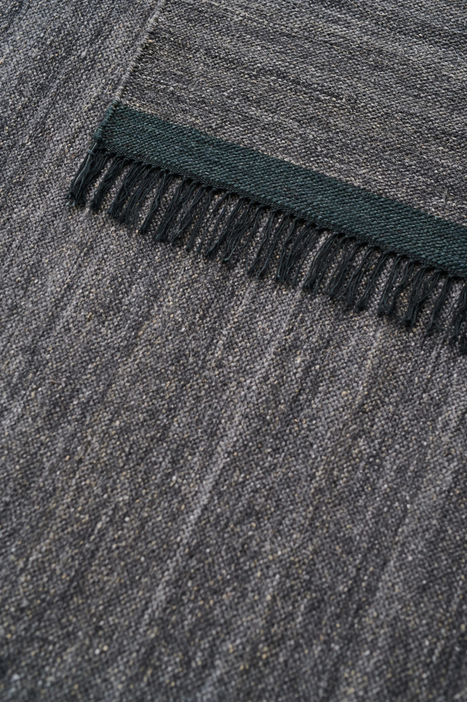 Linie Design Sigyn Matto 4 Linie Design Sigyn Matto - Image 2