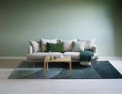 Sjövik 3:n Istuttava Sohva 11 Sjövik 3:n Istuttava Sohva -Muuto kauppa 513277 01 2 EnvironmentImage 71b3af5857