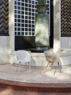 Gubi Bat Dining Outdoor -tuoli -Muuto kauppa 557825 01 40 EnvironmentImage 35a7c767a7