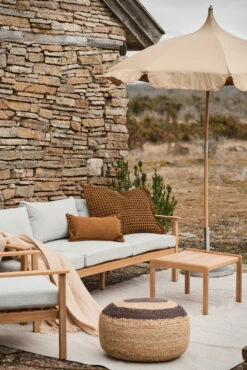 Jack Outdoor -sivupöytä Tiikki -Muuto kauppa 563586 01 41 EnvironmentImage abbb2eb117