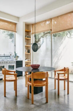 Gubi Daumiller Käsinojallinen Tuoli -Muuto kauppa 568756 01 7 ProductImageEnvironment d1ed7cce1b