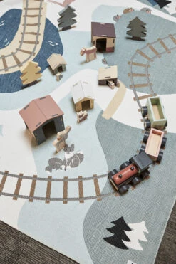 Kid's Concept Edvin Matto Metsä 130 X 170 Cm -Muuto kauppa 568853 01 10 EnvironmentImage 80d251dfe5