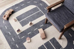 Kid's Concept Aiden Matto 90 X 130 Cm -Muuto kauppa 568860 01 10 EnvironmentImage 5c7290d2b6