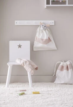 Kid's Concept Star Tuoli -Muuto kauppa 568861 01 10 EnvironmentImage 96c1aa570c