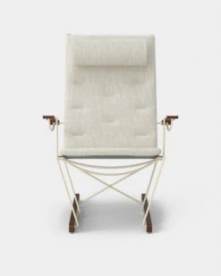 Spark Lounge Chair, Ivory-saksanpähkinäpetsattu Pyökki -Muuto kauppa 569796 01 3 ProductImageDetail 003789b82f