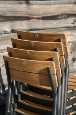 Björnö Ruokapöydän Tuoli -Muuto kauppa 573518 01 30 ProductImageDetail 0c4cc6e713