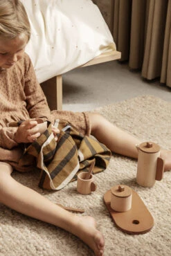 Ferm LIVING Shade Loop -matto S 140 X 200 Cm 10 Ferm LIVING Shade Loop -matto S 140 X 200 Cm -Muuto kauppa 574378 01 40 EnvironmentImage d7ad8f990d