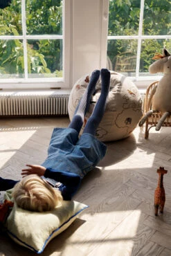 Ferm LIVING The World -istuinrahi -Muuto kauppa 574382 01 41 EnvironmentImage d64b1bad07