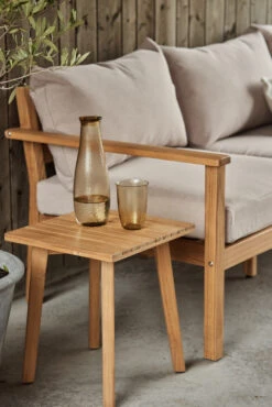 Sköndal Sivupöytä Tiikki -Muuto kauppa 574742 01 40 EnvironmentImage 8d20901a4e