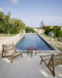 Gubi MR01 Initial Outdoor Lounge Chair -Muuto kauppa 578688 01 42 EnvironmentImage be127a3ff7