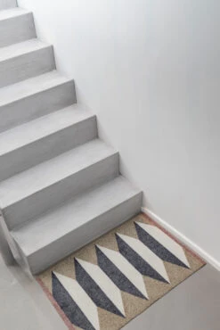 Mette Ditmer Accordion All-round -ovimatto 7 Mette Ditmer Accordion All-round -ovimatto -Muuto kauppa 578729 01 41 EnvironmentImage 2be1292a10