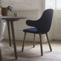 &Tradition Catch JH1 -tuoli 21 &Tradition Catch JH1 -tuoli -Muuto kauppa Catch Chair JH1 Galleri 7 525b62dac3