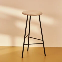 Warm Nordic Pebble Baarijakkara -Muuto kauppa Pebble barstol miljC3B6bild 1 d0c71dfd84