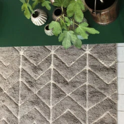 Classic Collection Soho Matto -Muuto kauppa Soho greige uppifran miljo 28c9fac0e9